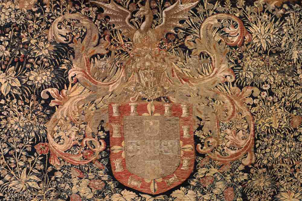 02: Millefleurs tapestry with Poruguese Royal Coat of Arms (1500-1520)