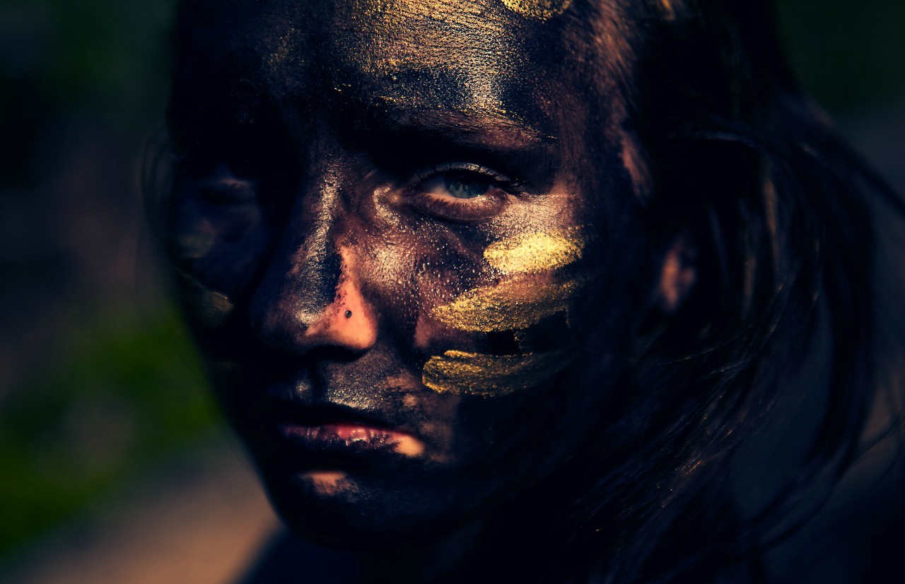 Black Mo0n Collection