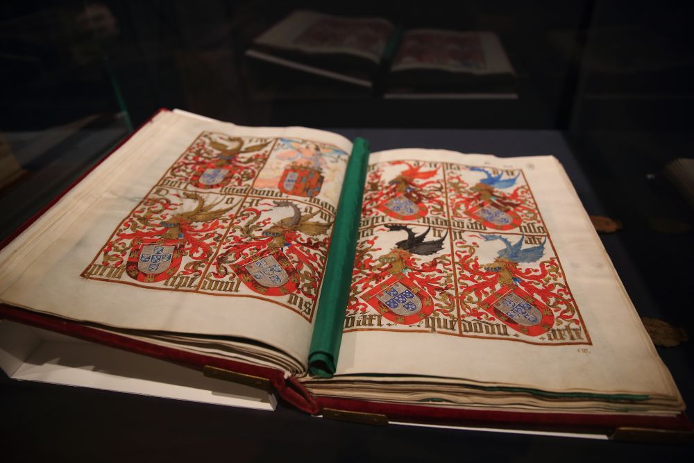 05: Book of the nobility and of the perfection of the coats of arms of the Christian Kings and the noble lineages and land owners of the kingdom of Portugal by Antonio Godinho (c.1500) 