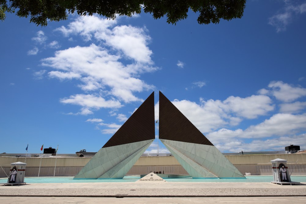 Monument To The Overseas Combatants (1994)