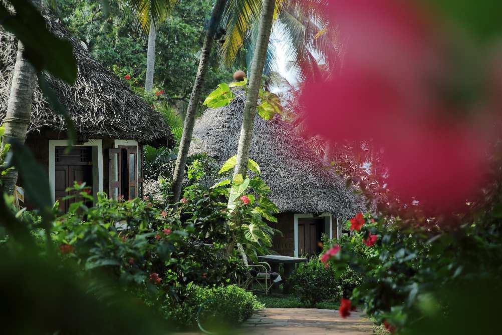 MANALTHEERAM AYURVEDA BEACH VILLAGE-