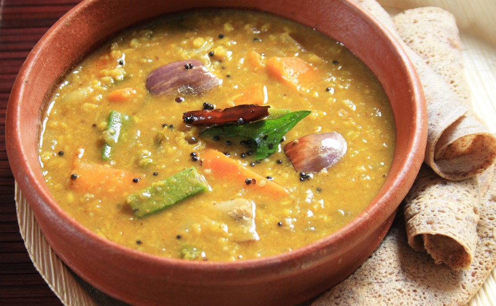 HEALTH BENEFITS  6 REASONS TO LOVE SAMBHAR- 1. High On Proteins 
2. Full Of Fibres 
3. Antioxidant Punch 
4. Easy to digest 
5. Weight Loss benefits 
6. Detox Benefits  